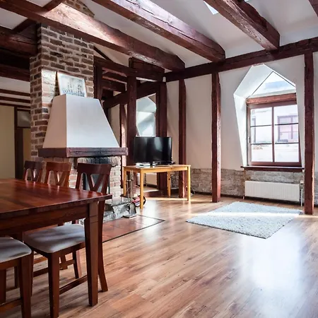 Apartment Dream - Five Bedroom Penthouse In Old Town